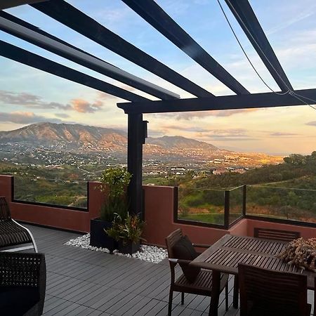 Bright Apartment In The Hills Of Elviria Málaga Exterior foto